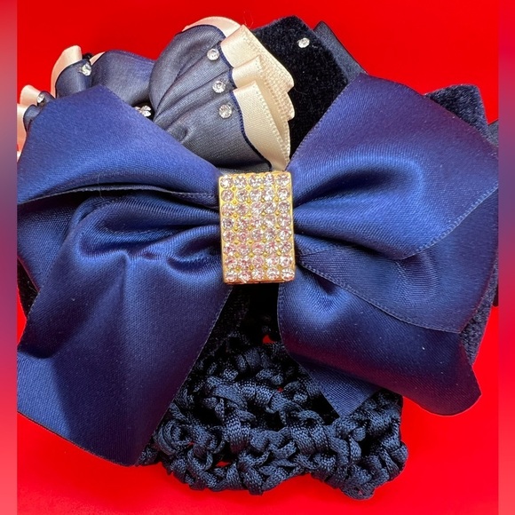 3 piece Satin Hair Bow with Crystal Embellishment & Hair Snood - Picture 3 of 8